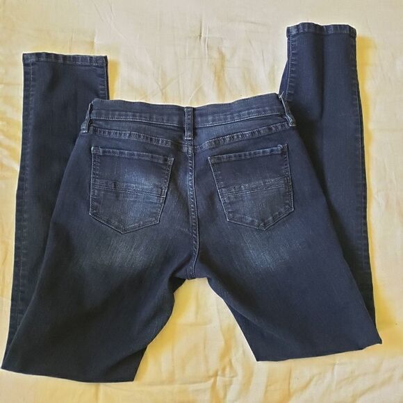 New York & Company Petite Skinny Jeans Dark 4 - Picture 3 of 5